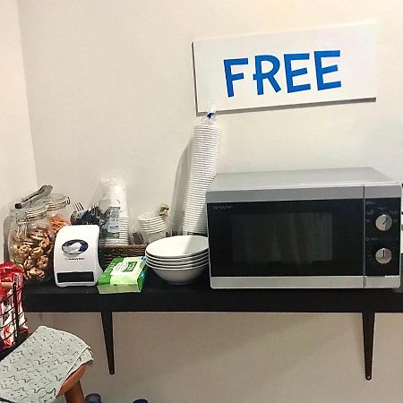 Uh Hostel Bangsaen Εξωτερικό φωτογραφία