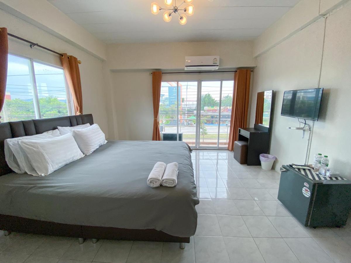 Uh Hostel Bangsaen Εξωτερικό φωτογραφία